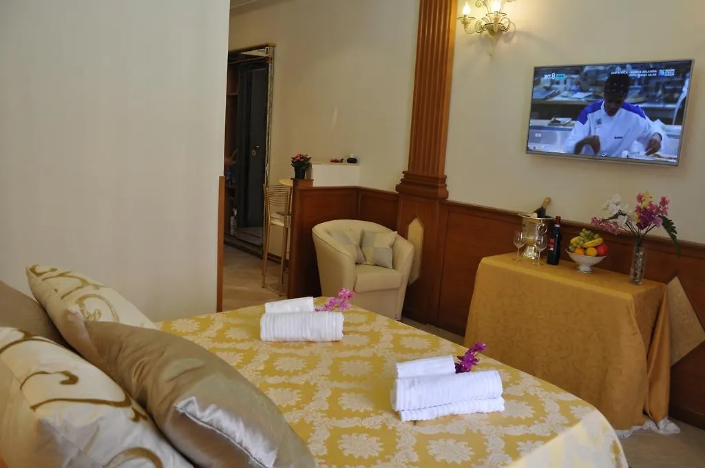 Rome Imperial Crown Apartman 0*,  Olaszország